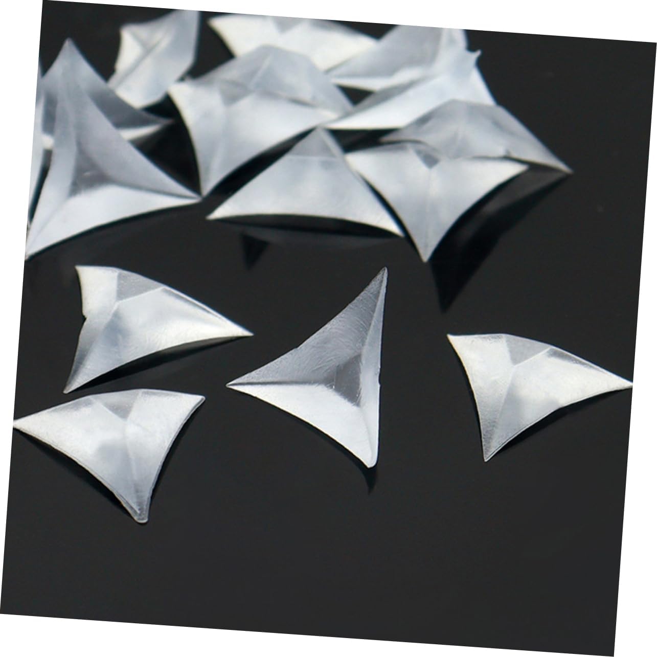 Triangle Stair Corner Guards 200pcs Decorative Dust Catchers for Furniture and Cabinet Easy Installation for Stairs and Walls Sturdy Protection