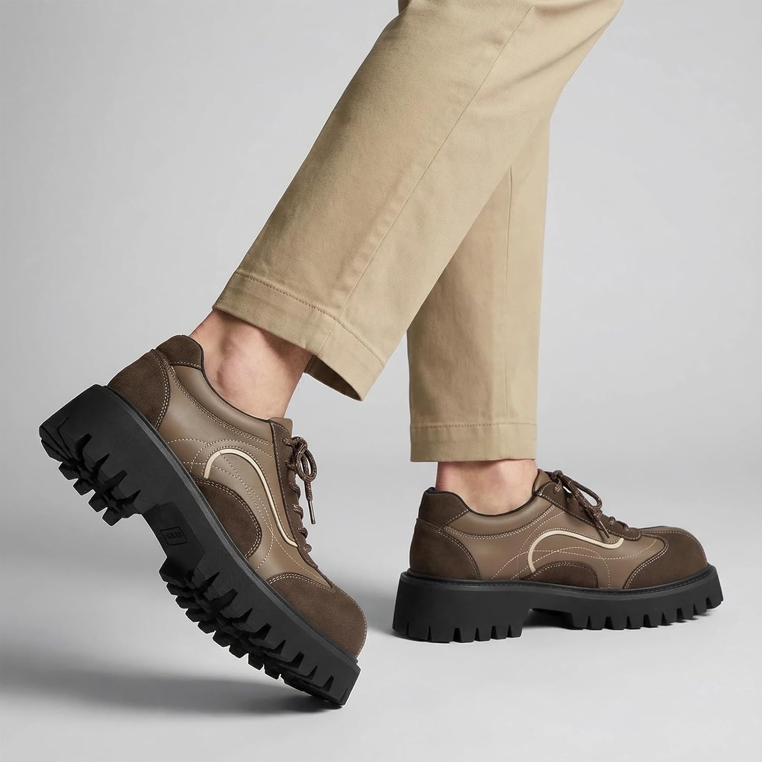 Men's Leather Patchwork Chunky Platform Fashion Oxford Shoes Retro Round Toe Lug Sole Non-Slip Lace-Up Derby Shoes for Walking, Parties, Dates.
