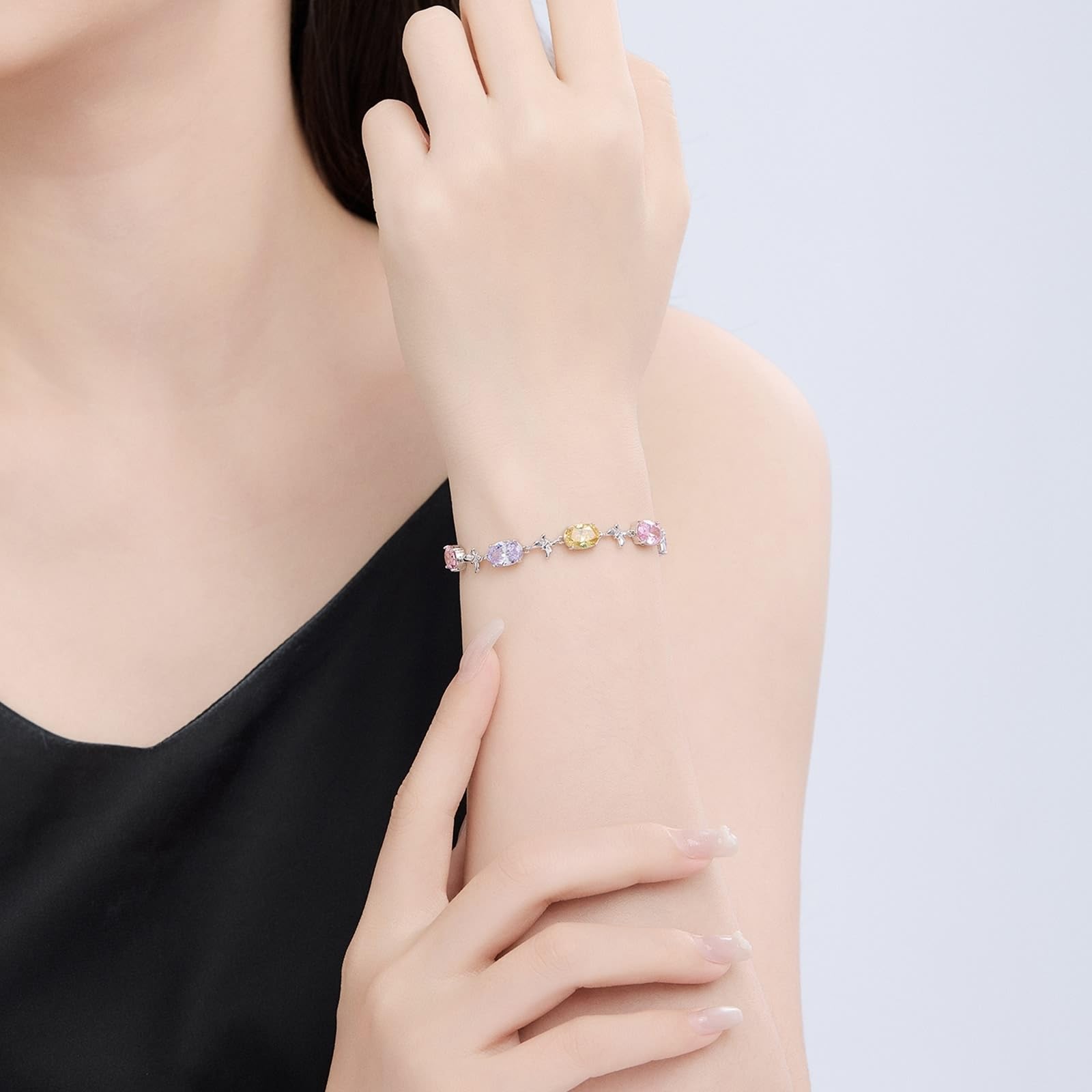Pulsera de oro blanco de 9 quilates con amatista ovalada lila, mariposa Au375, 19 cm