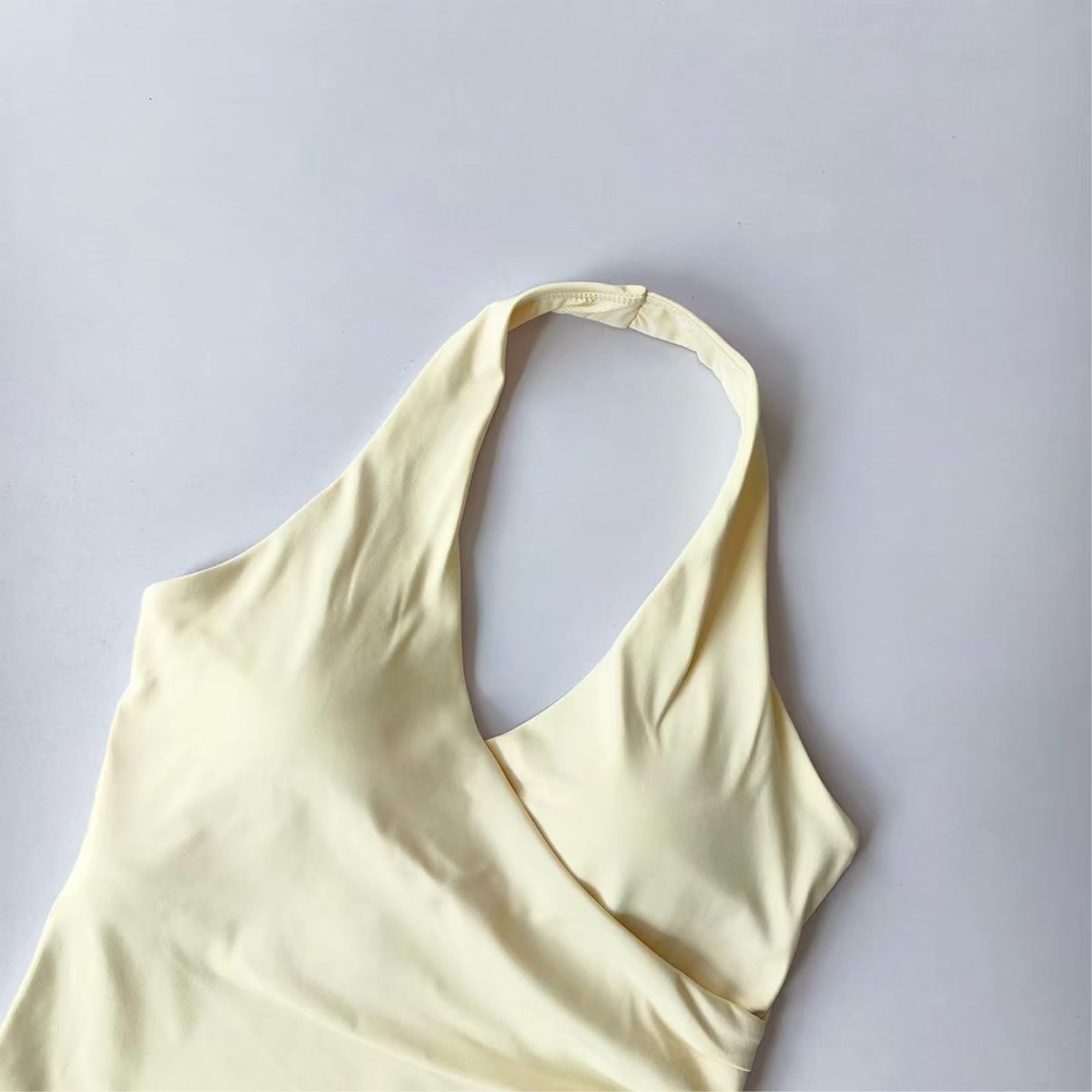 CHENSHI Sujetador Deportivo Mujer Mujeres Sexy V Cuello Crisscross Halter Yoga Tank Top Acolchado Incorporado Rápido Seco Mantequilla Suave Desnudo Sensación Mangas Deportivos Top-Dark Purple-m