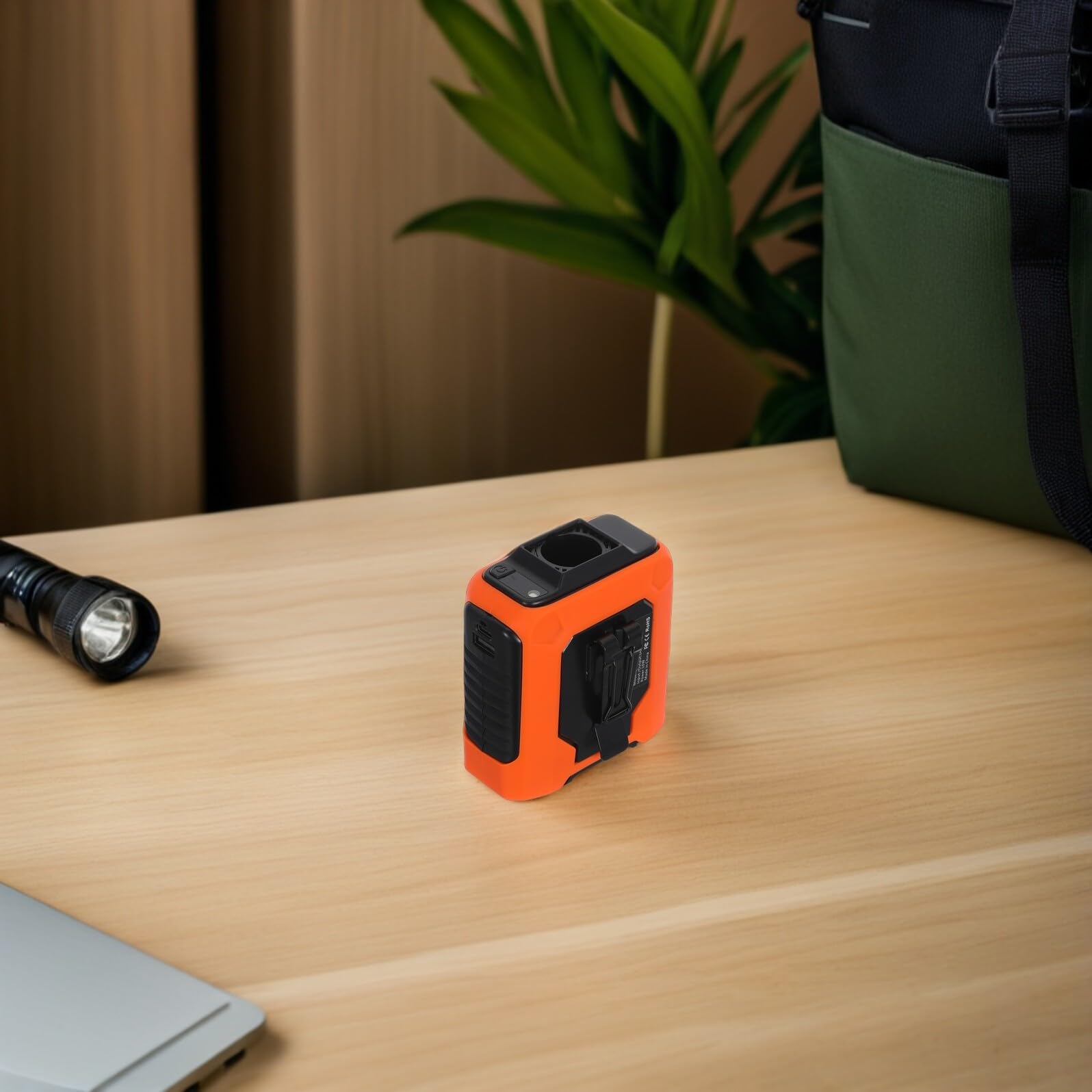 Ventilateur Portable Rechargeable USB pour Extérieur avec Batterie Lithium Abs, Support Stable de Bureau, Lampe Intégrée et Fixation Ceinture pour Camping et Tente
