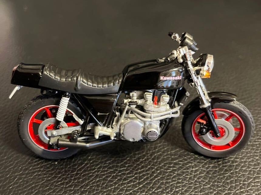 Amazon.co.jp: 美品 ブルースZ750FX サンエス少年マガジンカスタム