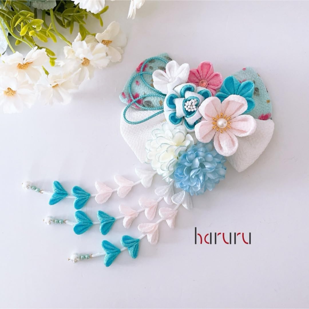 振袖 着物 金駒刺繍 白 貝桶 菊 桜 花古典柄 成人式 二十歳 20歳 未