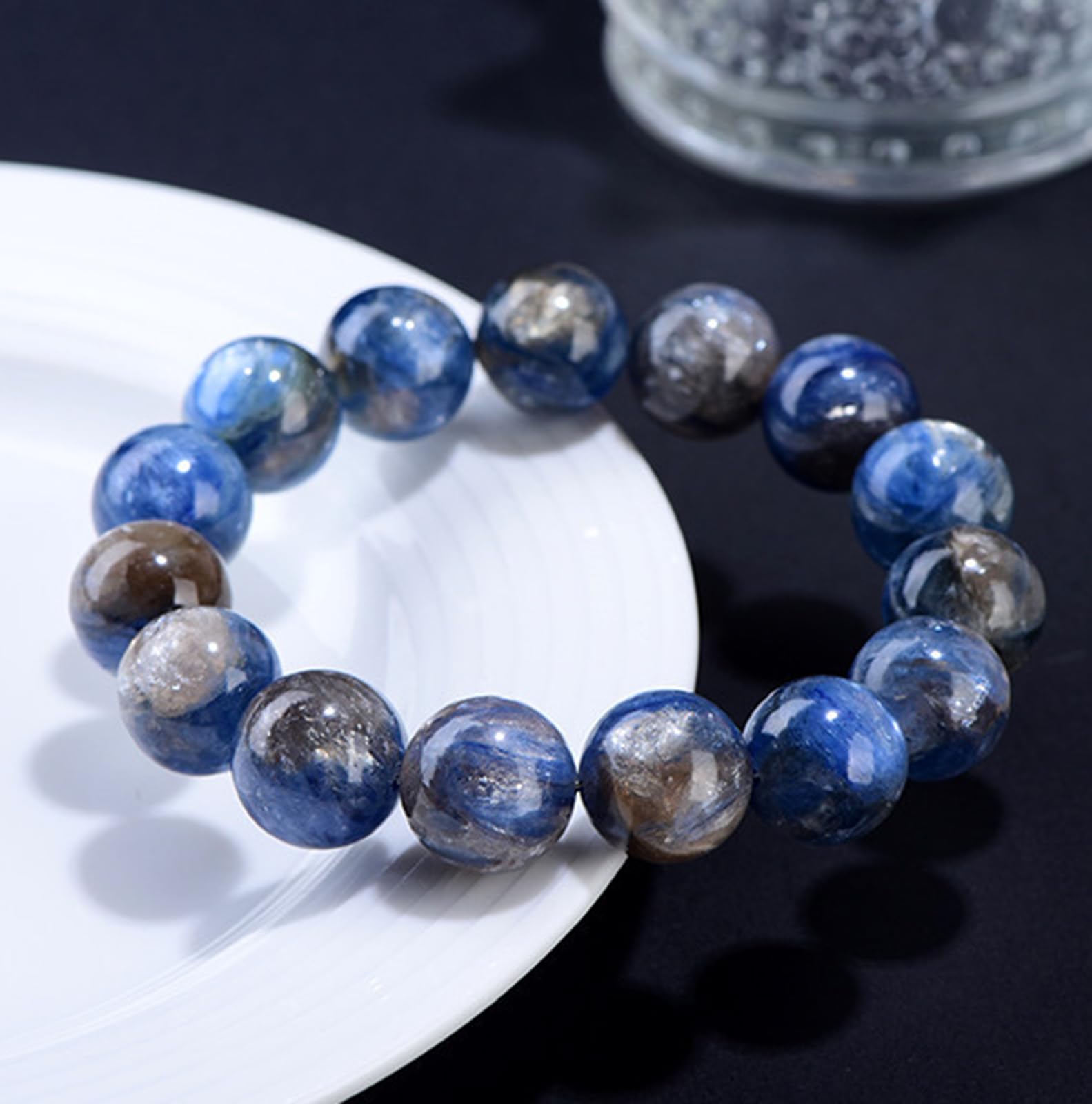 Bracciale da donna in cianite simbiotica "Old-Mine" – Gioiello con pietre | Regali di gioielli in cianite fatti a mano per donne, braccialetti elasticizzati con perline di cristallo