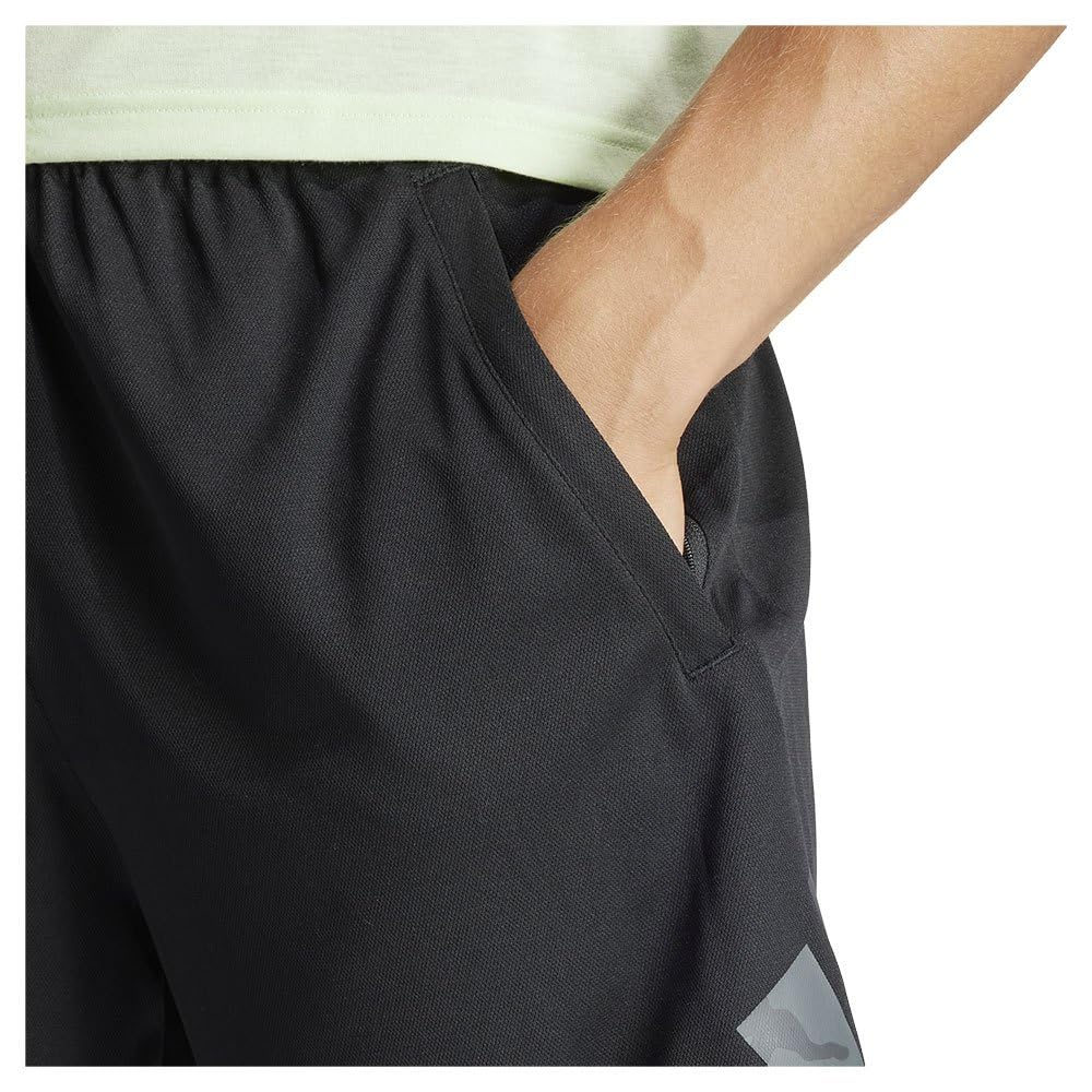 adidas Train Essentials Seasonal Big Logo Shorts - Nieformalne szorty Mężczyźni