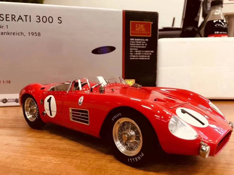 Amazon | CMC 1:18 Maserati 300S No. 1 | ミニカー・ダイキャストカー