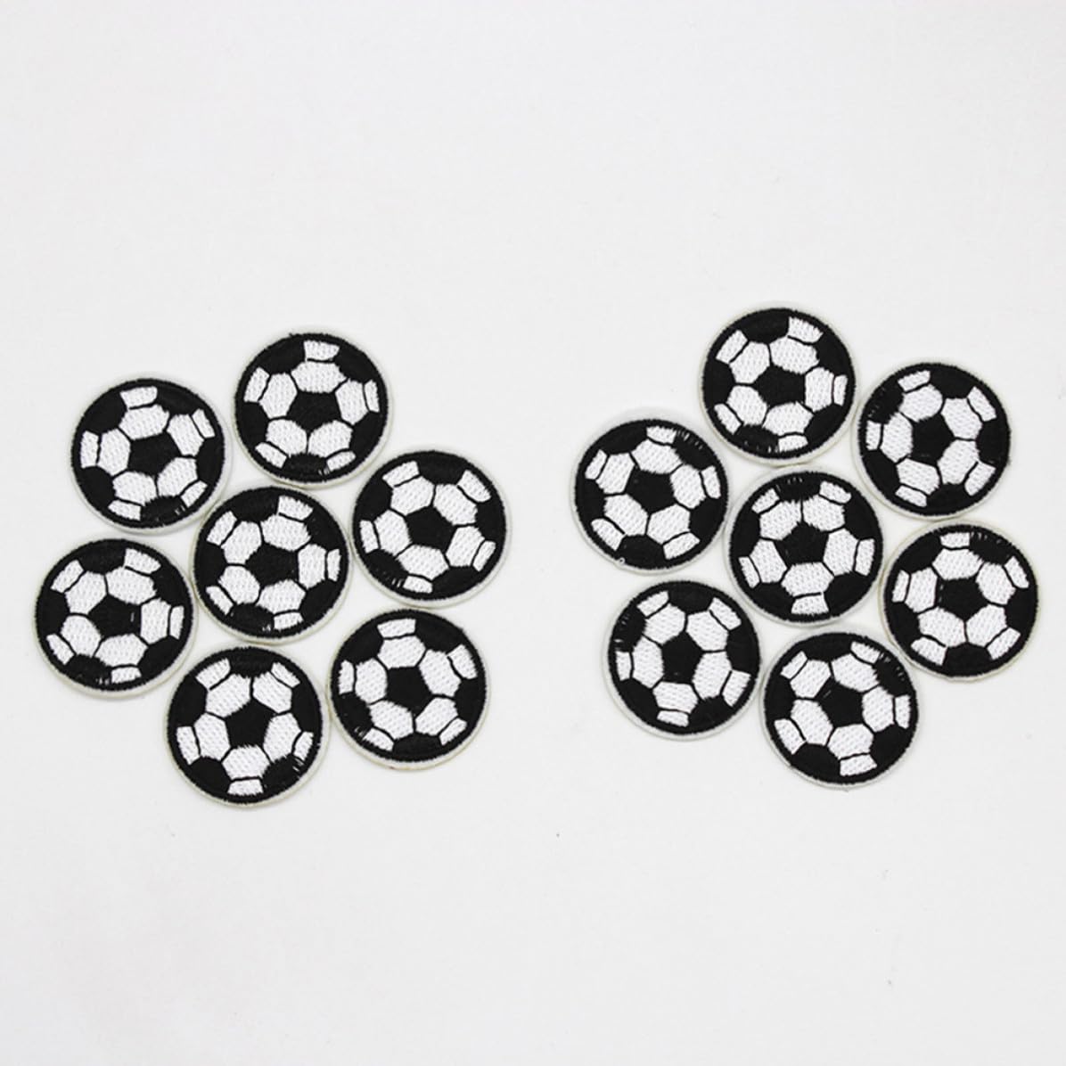 10 Piezas Parches Bordados de Fútbol para Coser en Ropa y Accesorios, Apliques de Tejido para Manualidades y Reparación de Agujeros en Sombreros y Bolsos