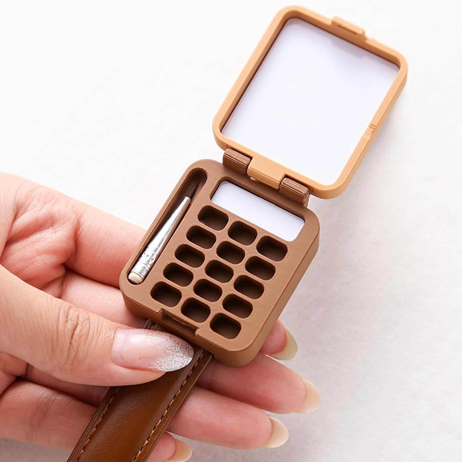 Portable Watercolor Palette, Multi Functional Travel Palette, Watch Integrated Design, with Water Container(Optional), for Painting Enthusiasts, Not Include Paint