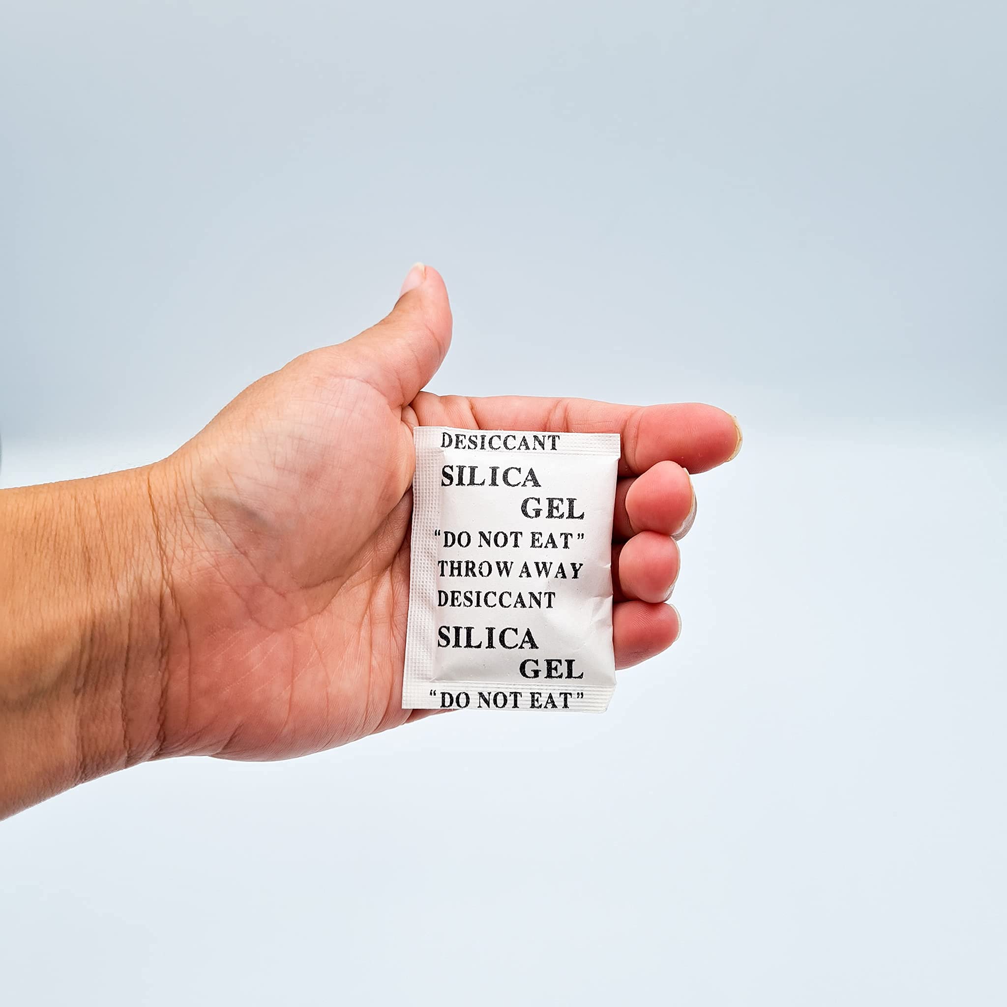 Silica Gel Bustine Multiuso, 50 Packs X 5g Anti Umidità, Gel di Silice Sacchetti Assorbi Umidità Armadio, Attrezzature, Gioielli, Essiccanti Sfere Gel, Thermikoa