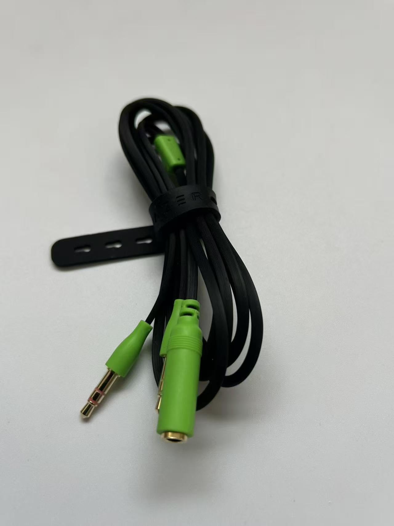 Amazon.com: 3.5MM Audio Cable PC to Headphones Adaptor Splitter