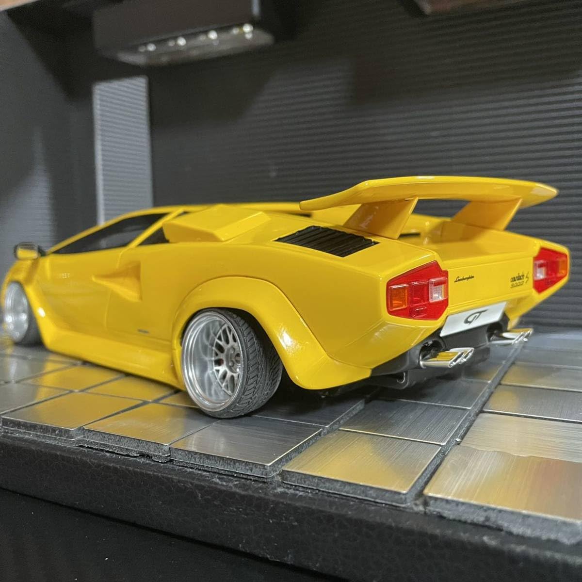 Amazon | GT Spirit 1/18ランボルギーニ カウンタックケーニッヒ