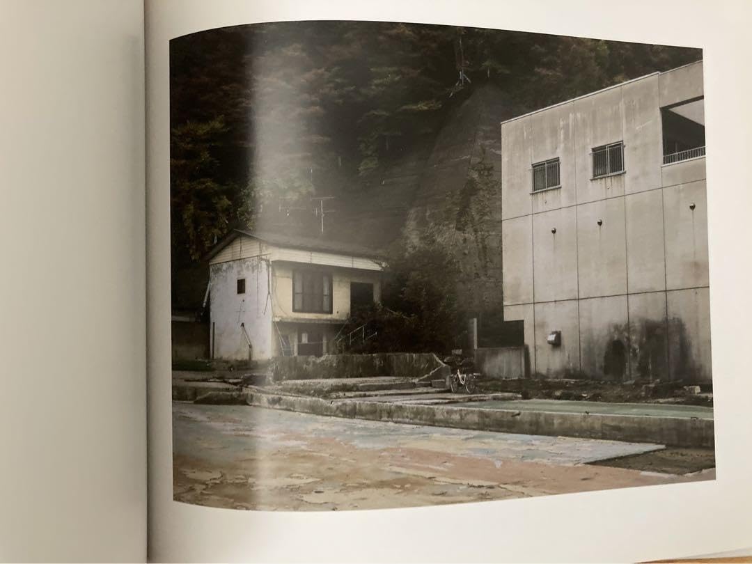 「ISOLATED PLACES」北島敬三 Keizo Kitajima／北島敬三 「Isolated Places」 | Photo Books