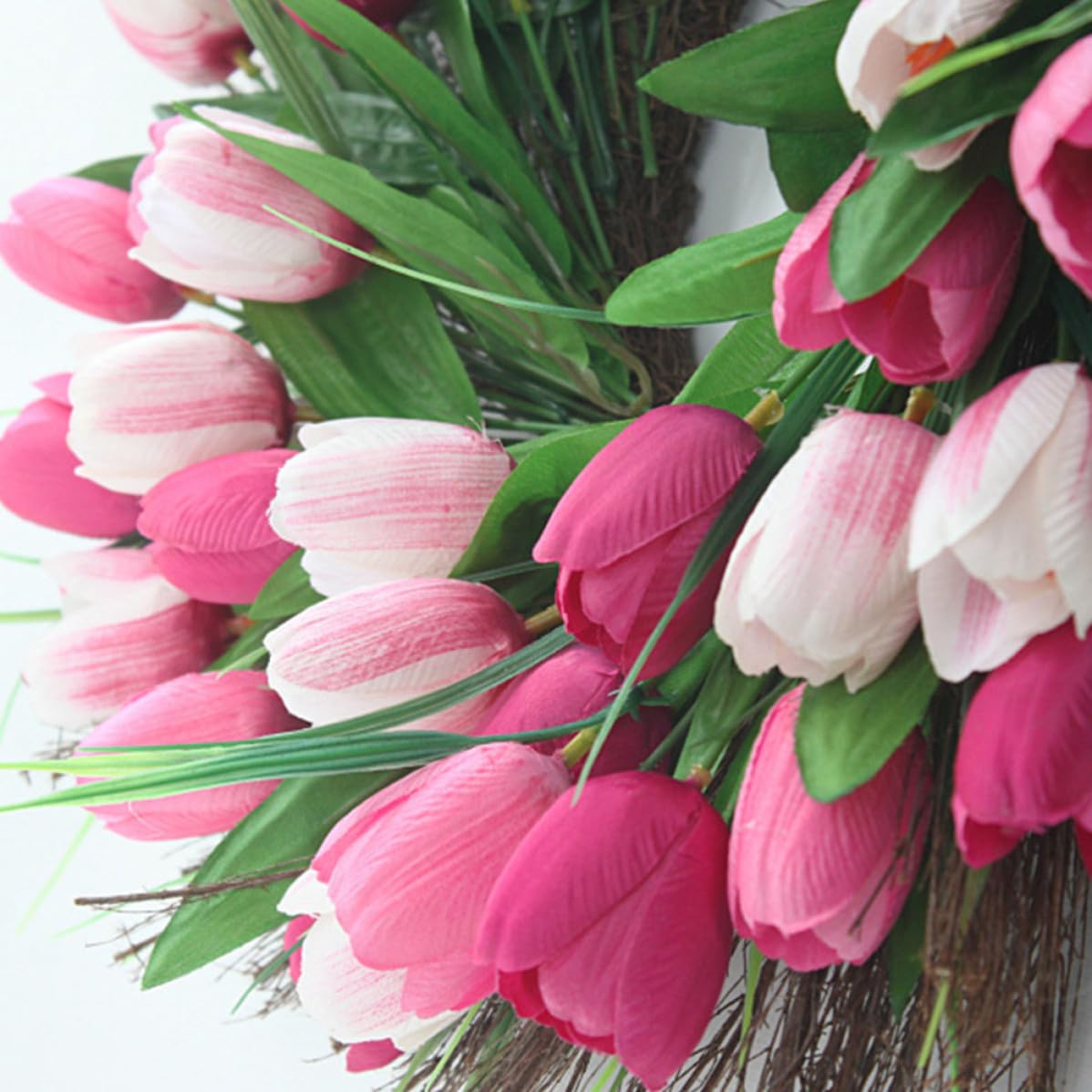 Beavorty Künstliche Blumenförmig Stoff aus Rattan Rosa und Tulpengirlande Leicht ohne Gießen Naturgetreu für Hochzeit und Outdoor Deko