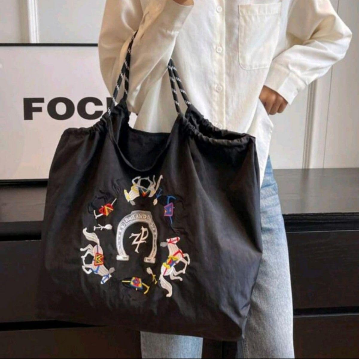 Amazon.co.jp: 馬の刺繍トートバッグ 黒 ボールアンドチェーン