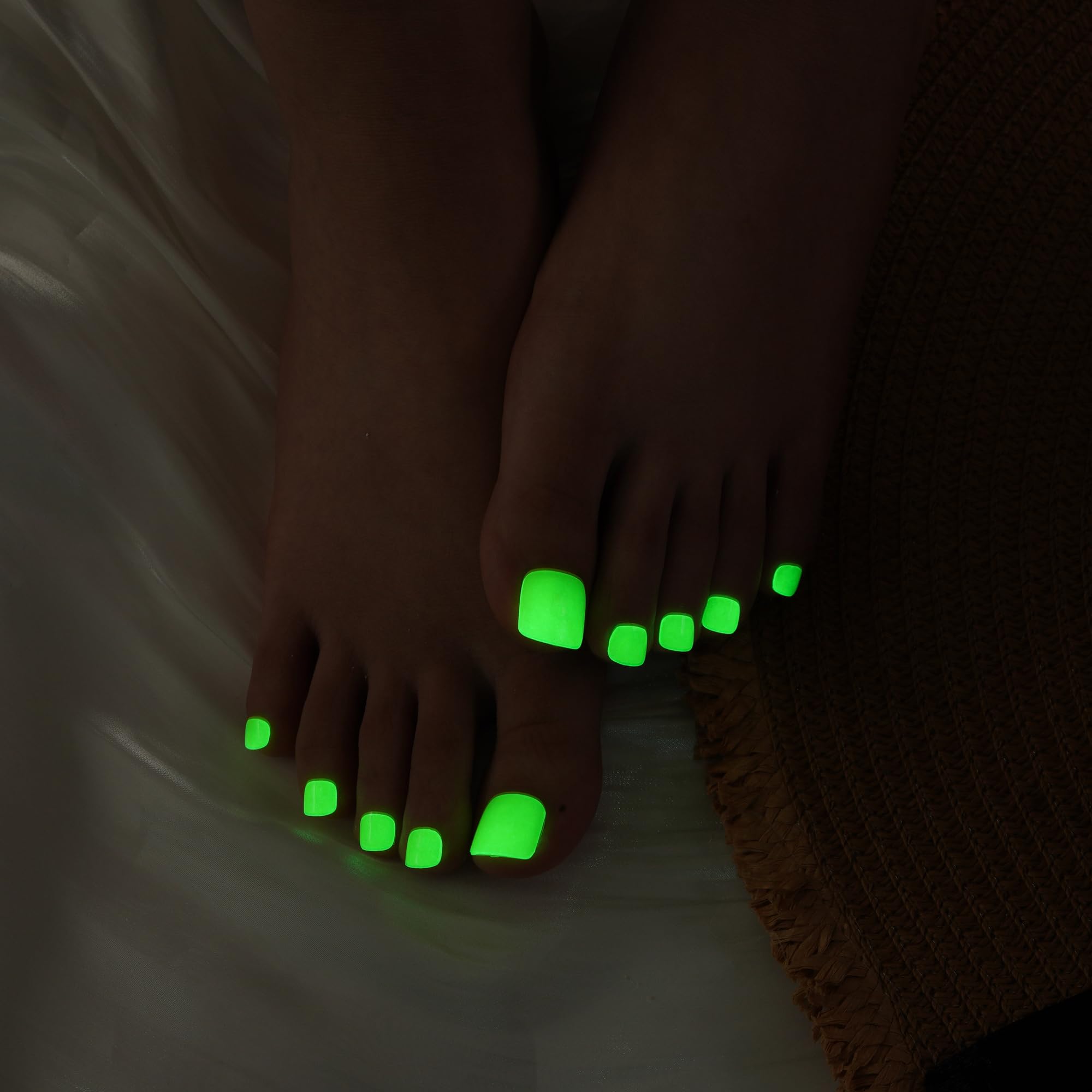 DANNI & TONI 37Pcs Semi Cured Gel Nail Strips(Glowing Delight),Glow in Dark Pedicure Salon-Quality Gel Nail Polish Strips Manicure Stickers Set,Gel Wraps for Toenail - Image 4
