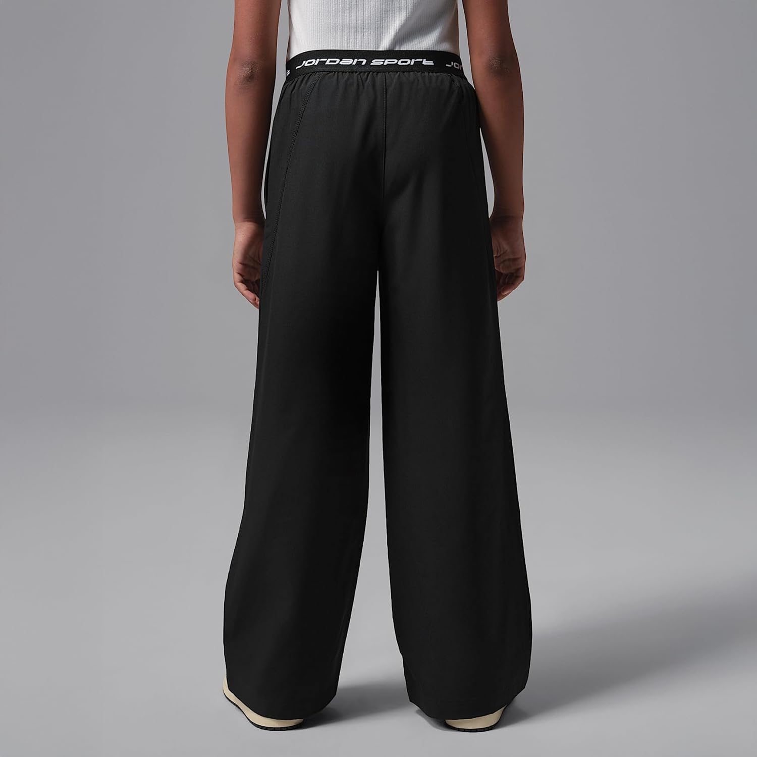 Jordan Perform Sport Big Kids' Woven Pants (Black)