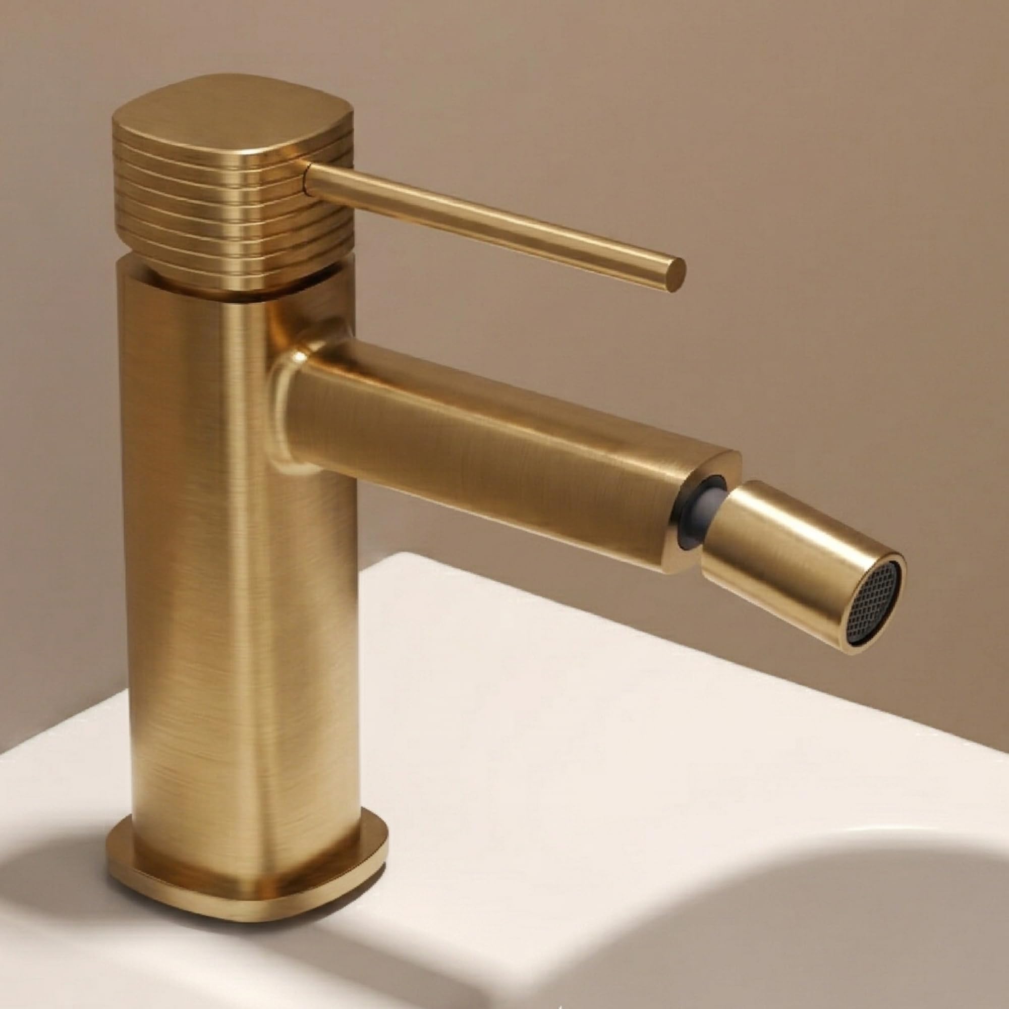 IMEX Bidet Złoty kran łazienkowy, jednouchwytowa bateria łazienkowa, szczotkowane złoto, bateria bidetowa z mieszaczem ciepłej i zimnej wody, bateria bidetowa, bateria Bidet, łatwa instalacja, seria