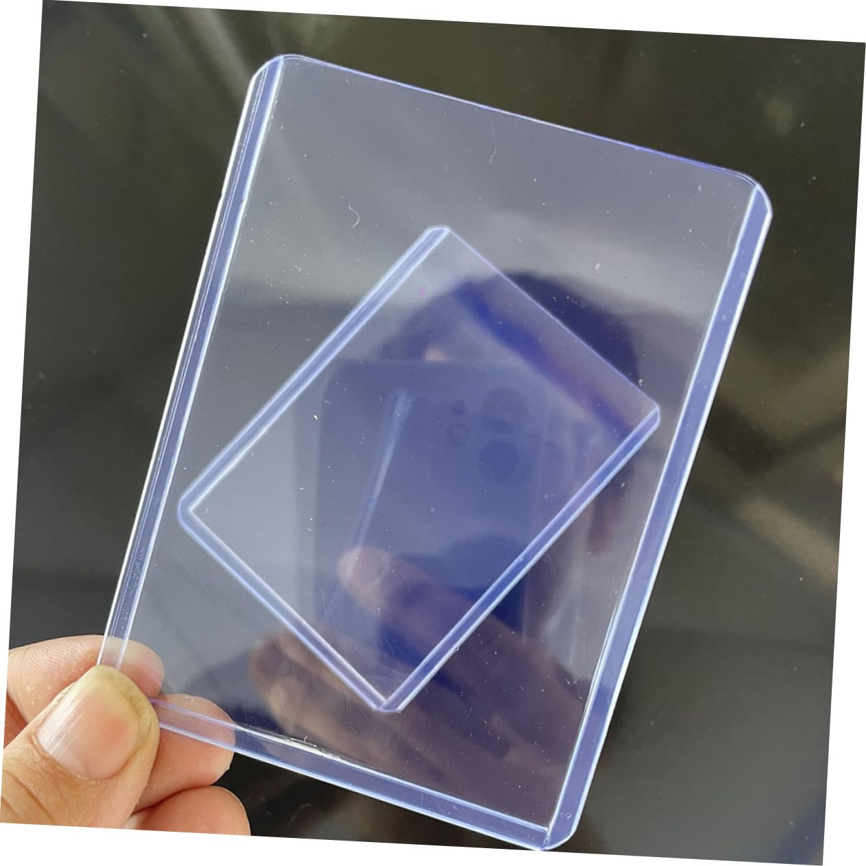 100 piezas Fundas Transparentes para Cartas de Reutilizables de PVC Compacto y Ligero para Cartas Estándar Portátiles y Resistentes Protector de Tarjetas Coleccionables