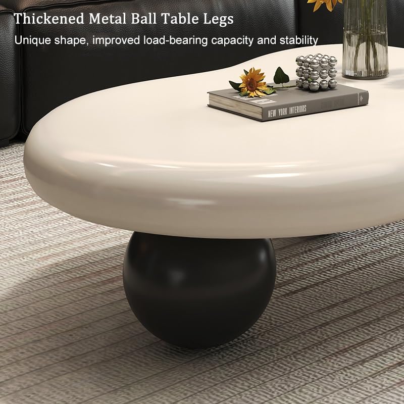 Table basse irrégulière gain de place pour aménager un petit salon - 4