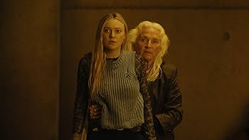 Amazon.com: Watchers, The (4K Ultra HD + Digital) : Dakota