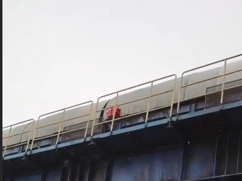 EOKHEOY Alarm Siren Waterproof Indoor/Outdoor Security Emergency Adjustable 130dB Loudest Sirens With Beacon Light Protective Net Plug For Factory, Office, Warehouse, School AC110-120V