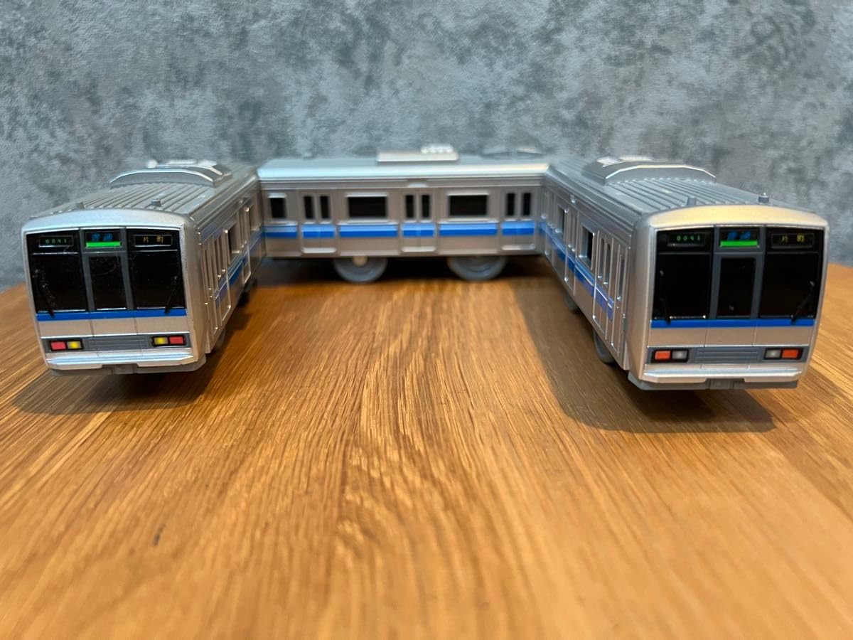 Amazon.co.jp: プラレール サウンド 207系 通勤電車片町線/学研都市線