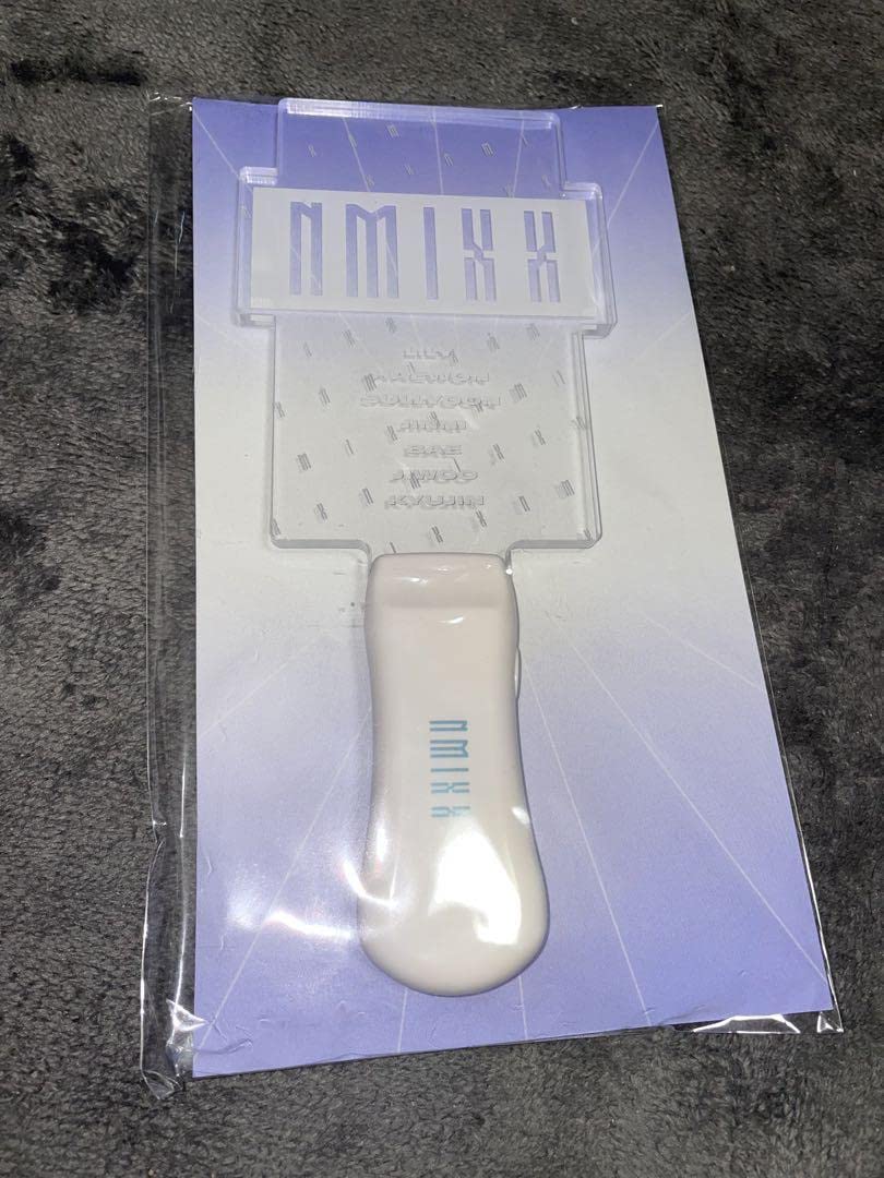 IZ*ONE - NMIXX ACRYLIC LIGHT STICK ペンライト NMIXX OFFICIAL LIGHT STICK with Tracking, Strap, FANLIGHT MD