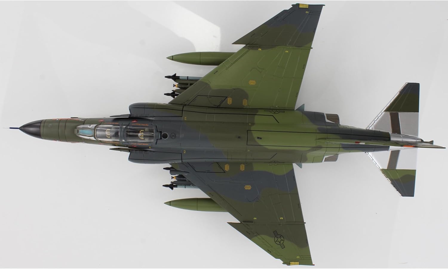 Mcdonnell Douglas F-4E Phantom II Fighter-Bomber Aircraft 108th Tactical Fighter Wing, New Jersey (1988) United States Air Force Air Power Series 1/72 Diecast Model by Hobby Master HA19057