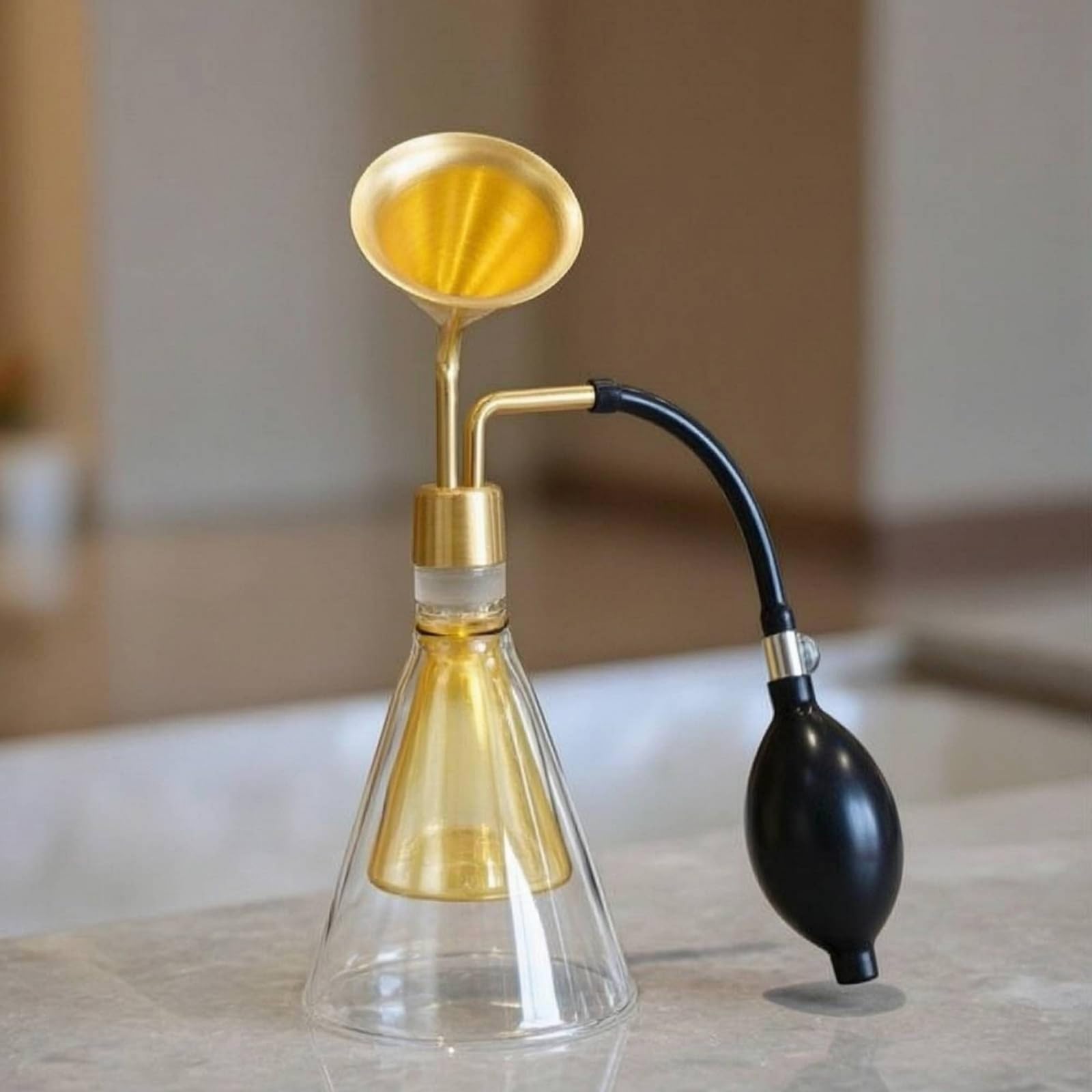 Aroma Flasche Glas Duftspender Parfümzerstäuber Sprühflasche mit Konischem Körper Und Taillenform für Hausdeko Badezimmer Schlafzimmer Spa Theke, Style to 2
