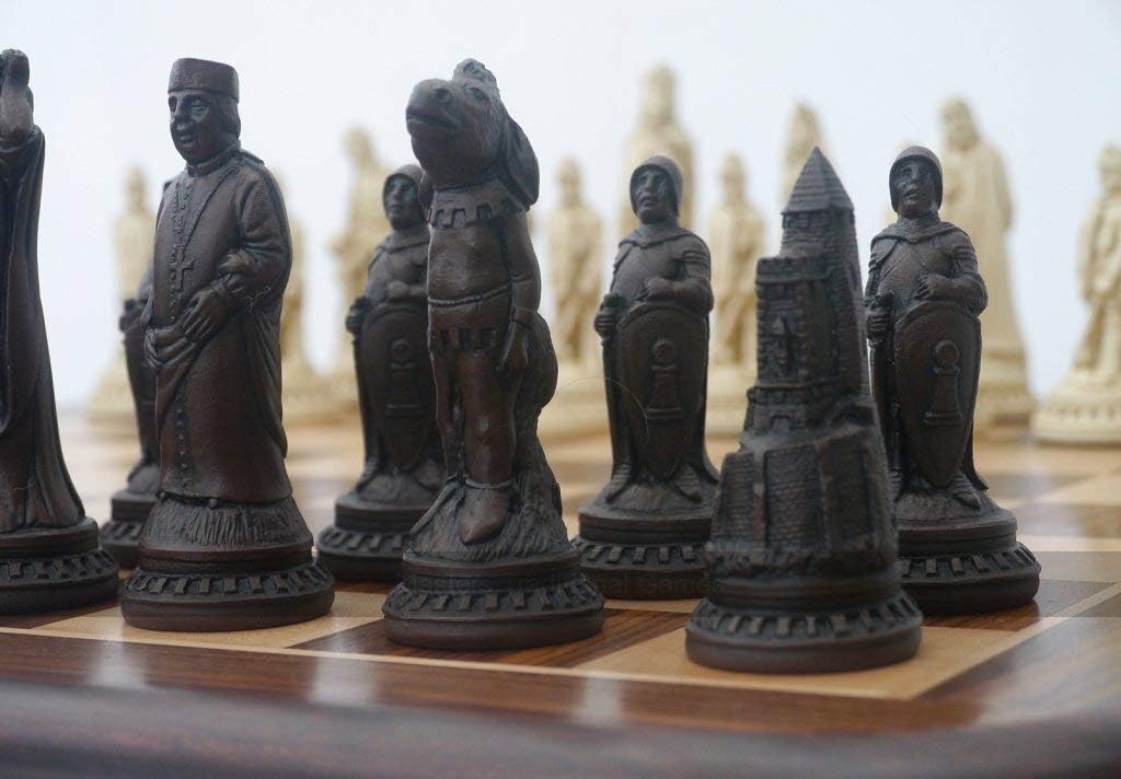 Berkeley Shakespeare Ornamental Chess Set (Cream and red, Board not Included)