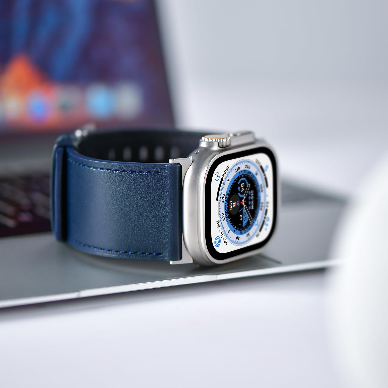 Tefeca Dual Series Bracelet de rechange compatible avec Apple Watch/Apple Watch Ultra (cuir bleu avec adaptateurs argentés, 49/45/44/42 mm)