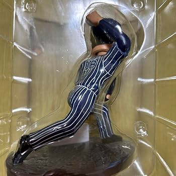 Amazon.co.jp: オリックスバファローズ ボブルヘッド 山本由伸18