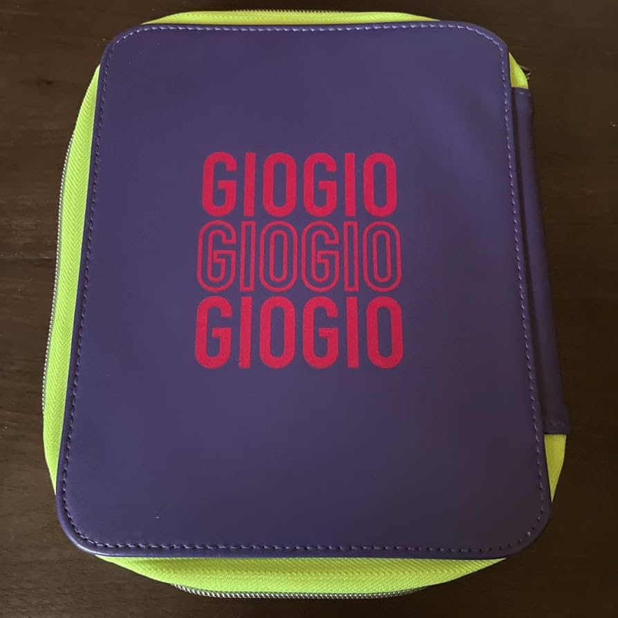 ジョジョ ジョジョ展 5部 マルチポーチ 原画絵　原画展 Amazon.co.jp: ジョジョ 原画展 マルチポーチ 5部 ジョルノ