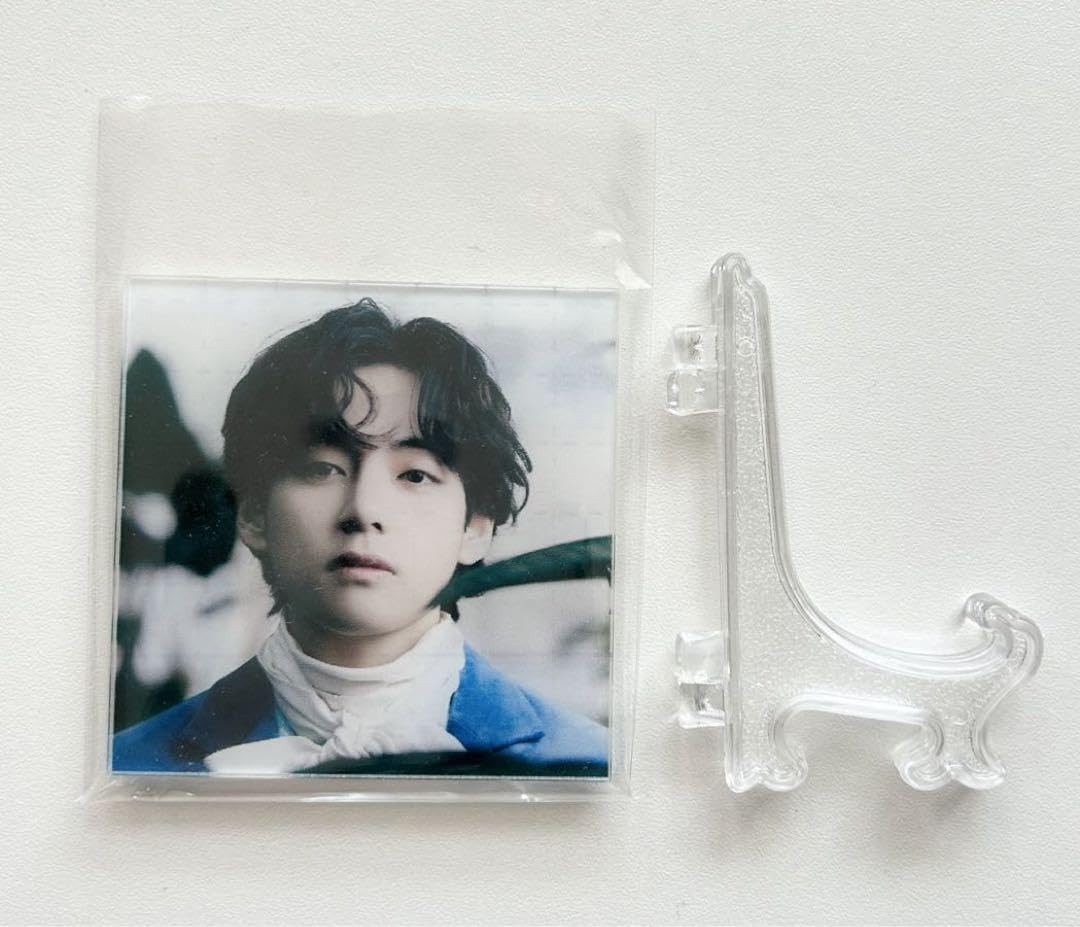 Amazon.co.jp: BTS V テテ アクリルスタンド アクスタ スタンド付