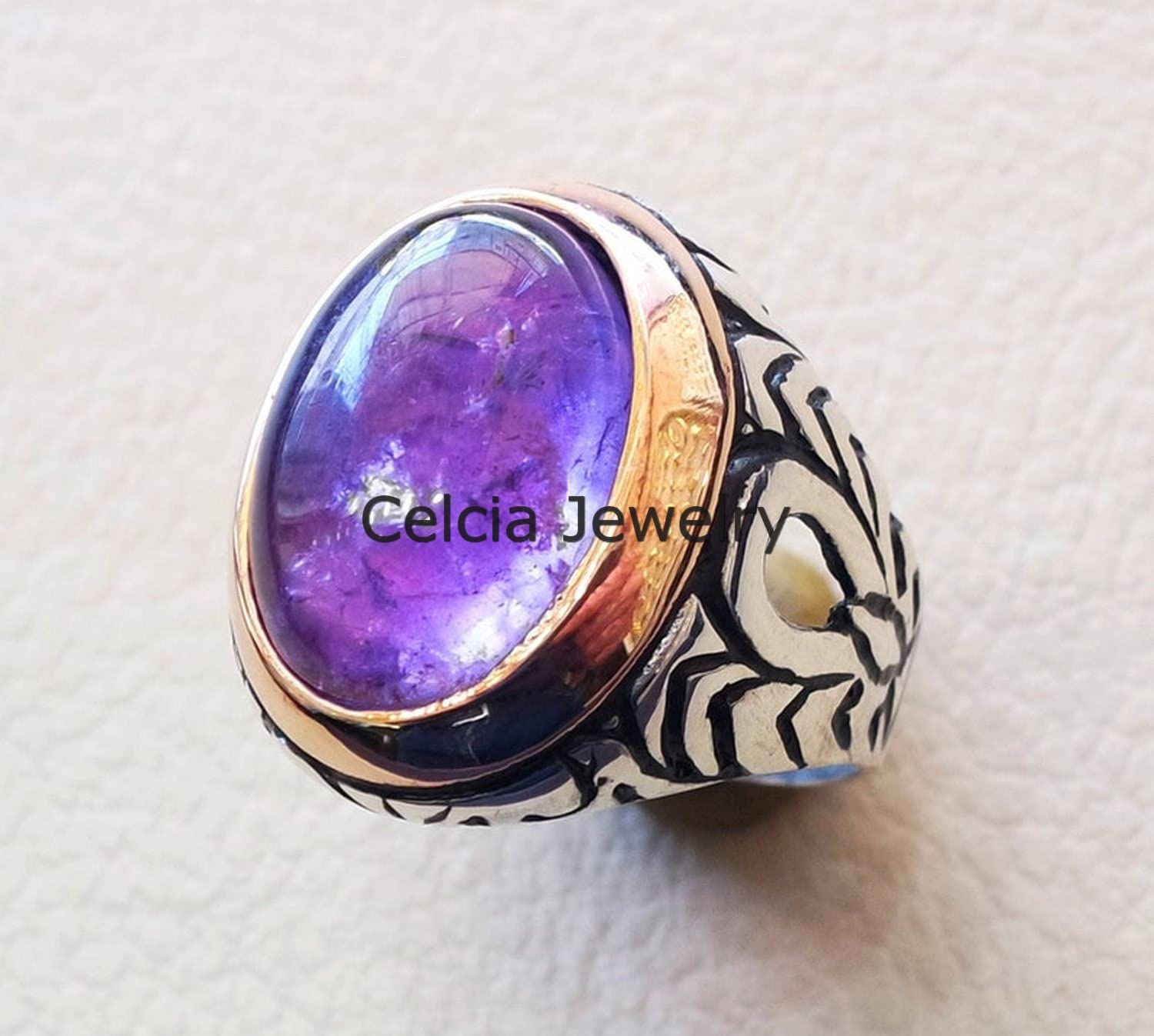 Anello ovale cabochon pietra preziosa viola ametista, anello di dichiarazione, bellissimi regali per gli uomini, regali per la festa del papà, anello bicolore, regali di pietra di nascita di febbraio