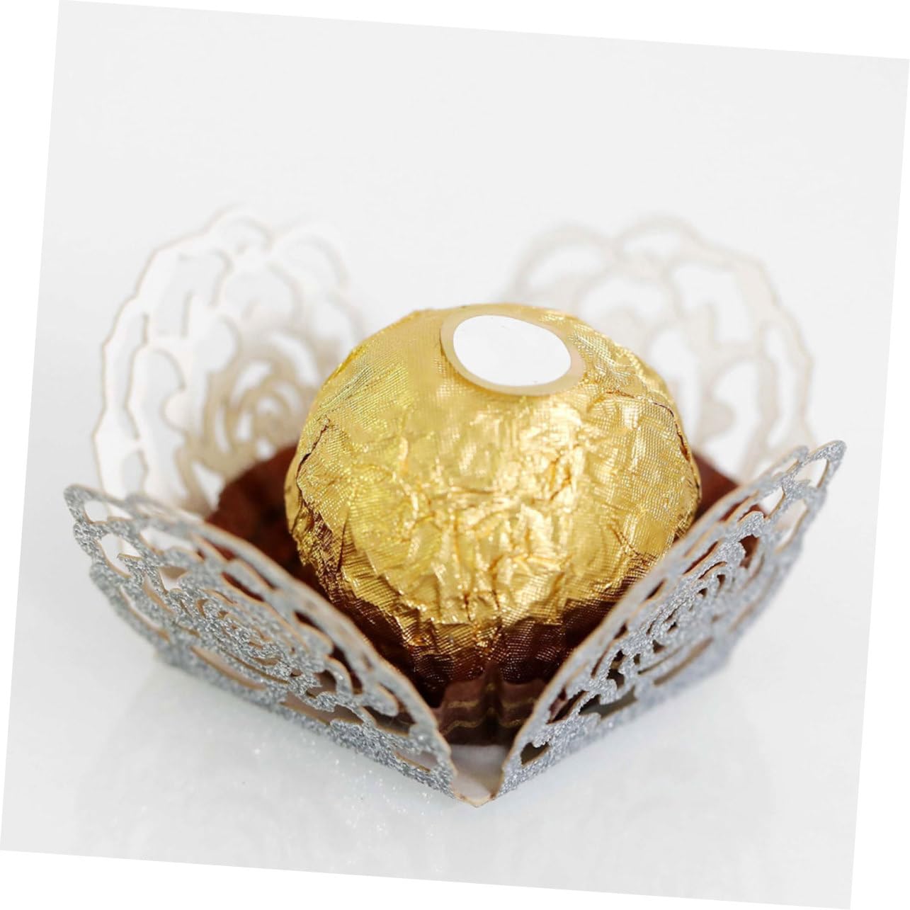Ciieeo 100 Pezzi Vassoi Carta per Cioccolato con Decorativo Rete per Party e Bomboniere Involucri per Tartufi Hollow Facili da Usare e Conservare