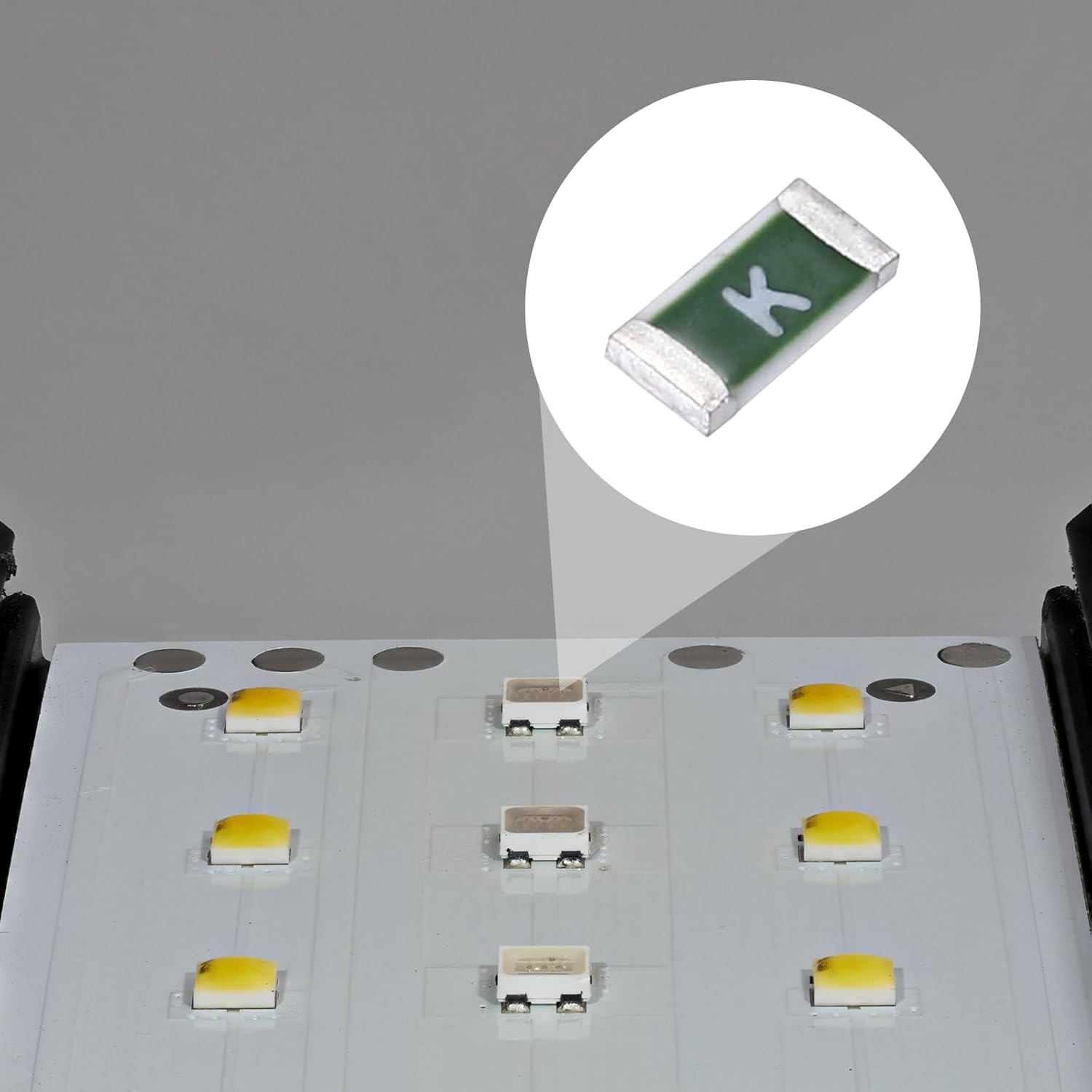 MECCANIXITY 20Pack 63V 1.5A Surface Mount Device Fuse, One Time Fast Acting Surface Mount 1206 Square Ceramic Fuses for LED Lighting Battery Devices Telecom System Over Current Protection