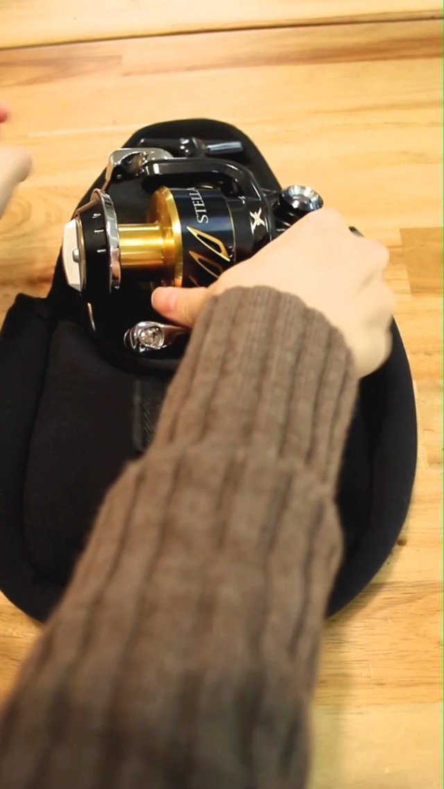 Amazon.co.jp: ネオプレーンリールカバー スピニング リール