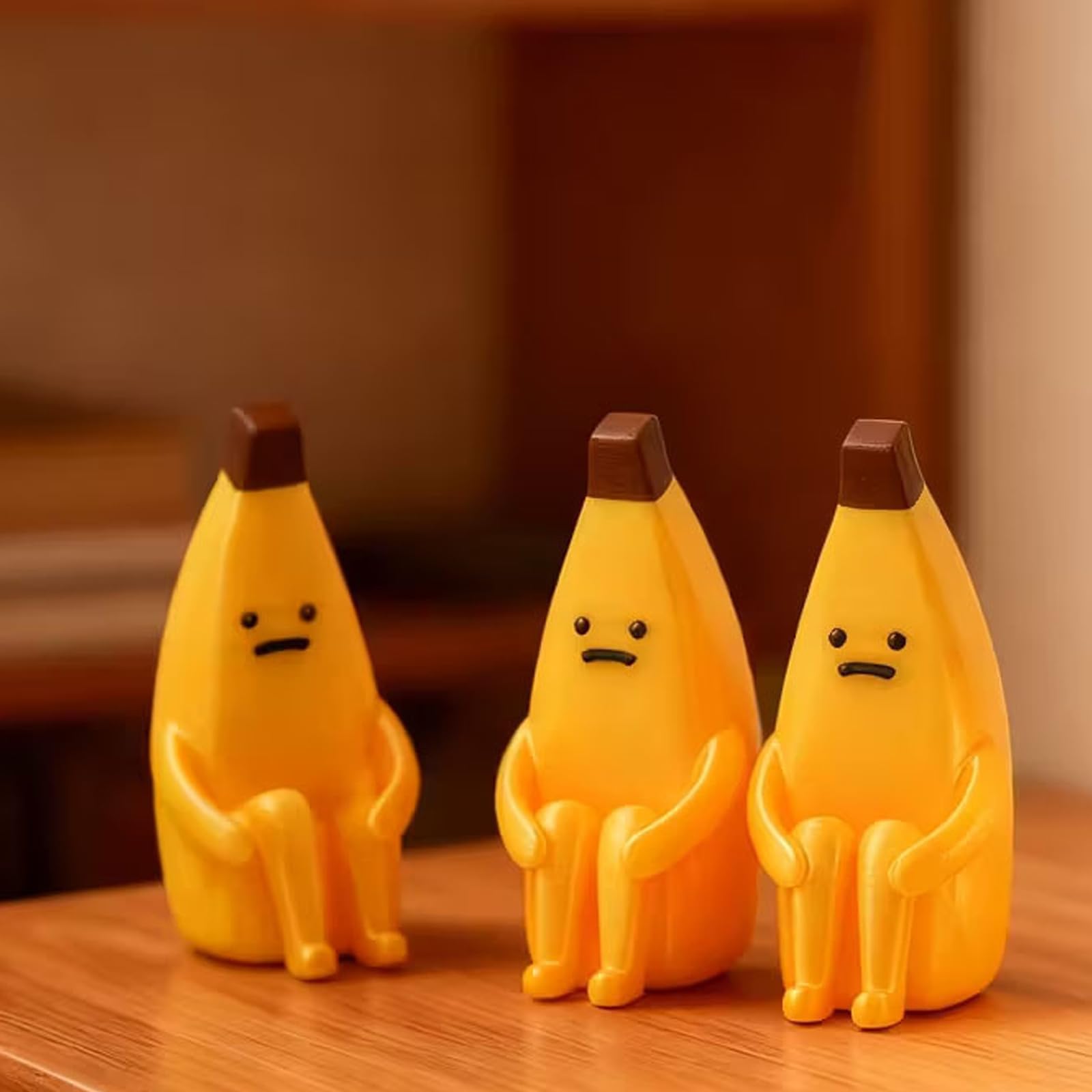 バナナ　フィギュア　立体装飾品　BANANIA 広告フィギュア オブジェ　樹脂製 Amazon.co.jp: 3D プリントバナナ置物バナナモデルおもちゃ面白い座っ