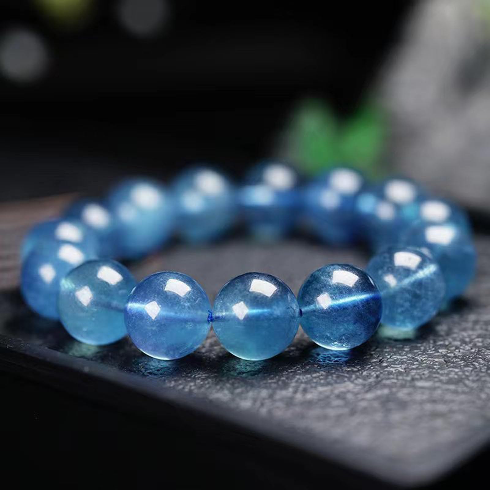 Pulsera de Aguamarina para Mujer, Pulsera elástica de Piedra auténtica para energía Tranquila y comunicación, joyería de Cristal Natural para claridad, Serenidad, energía Positiva,14MM