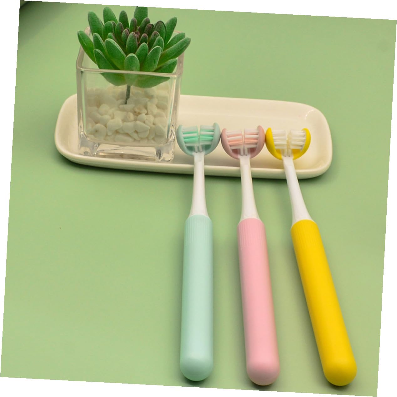 Spazzolino da Denti per Adulti Lati Testina Avvolgente Realizzato in Materiale Pp Design Manico Curvo per Igiene Orale e Pulizia Denti Facile