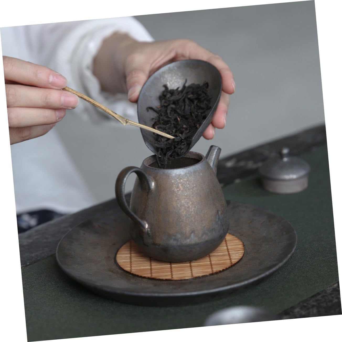 Cabilock Versatile Ceramic Tea Scoop Shovel for Loose Tea Leaves Antique Chic Rice Sieve Design Easy Grip and Cleaning for