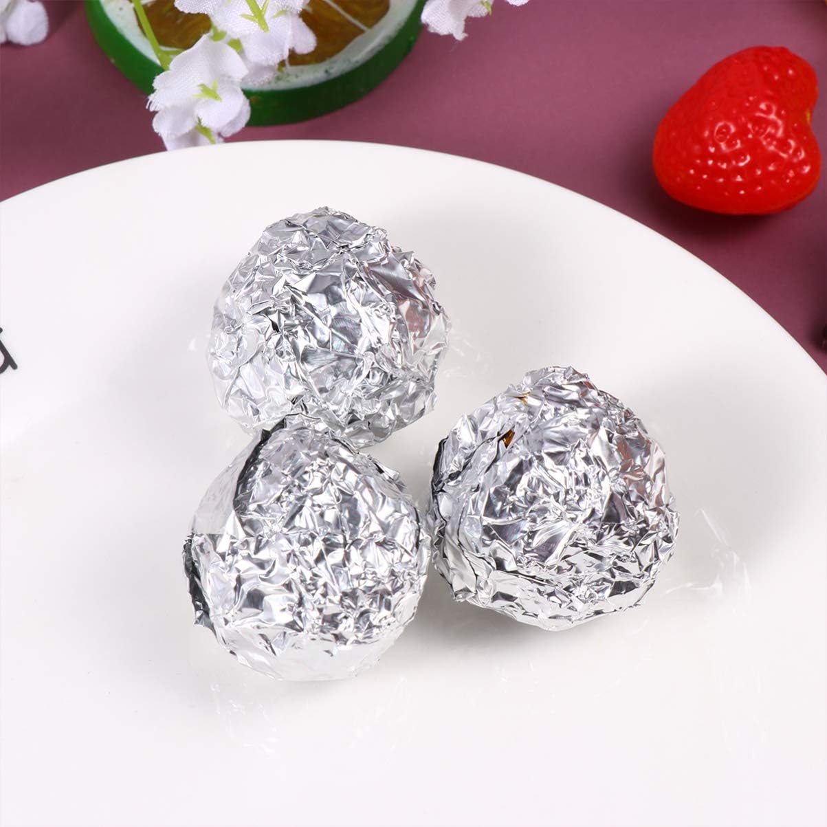 300Pcs Foil Wrapping Paper Silver Aluminum Foil Sheets for Candy Tea Packaging Party Favors and Wrapping 3.93 x 3.93 inches