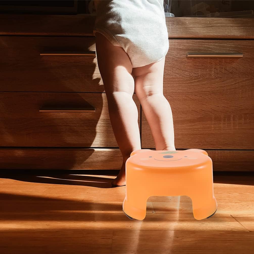 2pcs Lightweight Plastic Boys and Girls Stool Non-Slip Step Stool for Bathroom Kitchen Home Use Safe and Convenient for Toddlers