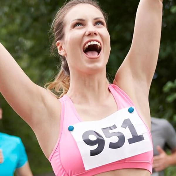 NJCXOLA Porte-dossard Aimant Running, 4 Paires Aimants Dossards Triathlon, Fixation Haute Résistance, Accessoires Runners, Porte Dossard Trail, Running Femme Accessoire, Couleur Blanc - Bleu - 4