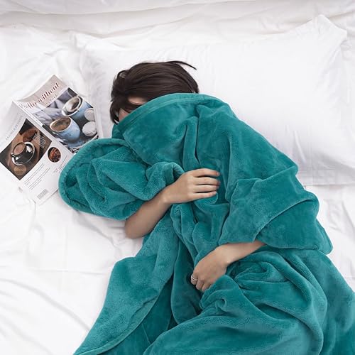Miniatura 5 de Manta de franela de felpa extra gruesa (azul oscuro, 108 x 90)  Manta cálida de 500 GSM tamaño King para invierno, otoño, suave, esponjosa, de