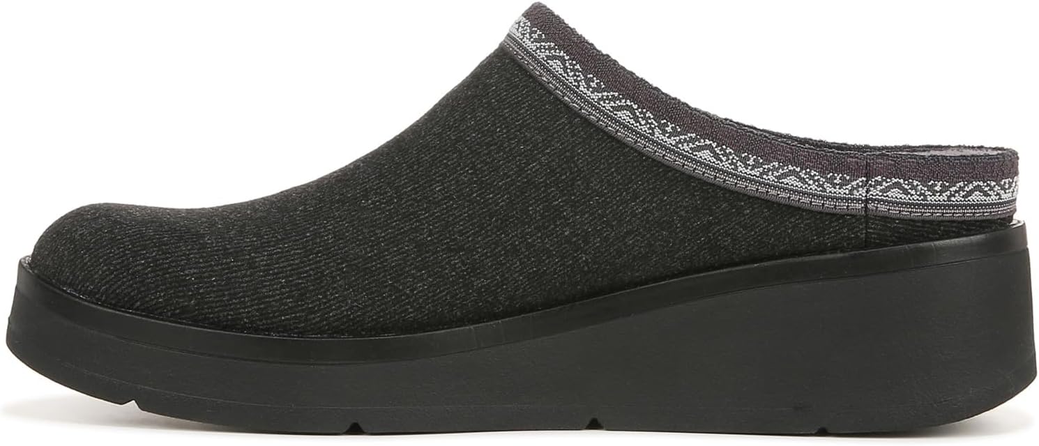 BZees Women's Flagstaff Slip On Washable Comfort Clog Black 9 W