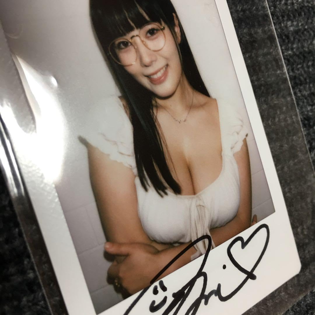 東雲うみ　直筆サイン入りチェキ　#イベント 東雲うみ直筆サインイベント特典チェキ②