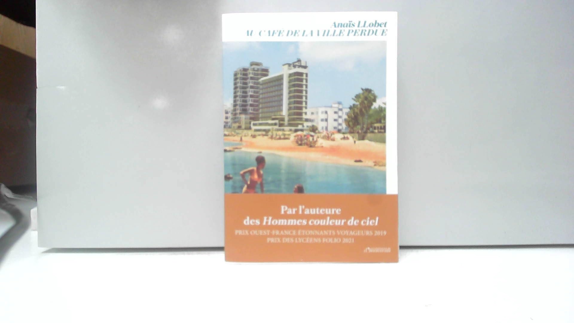 Au café de la ville perdue