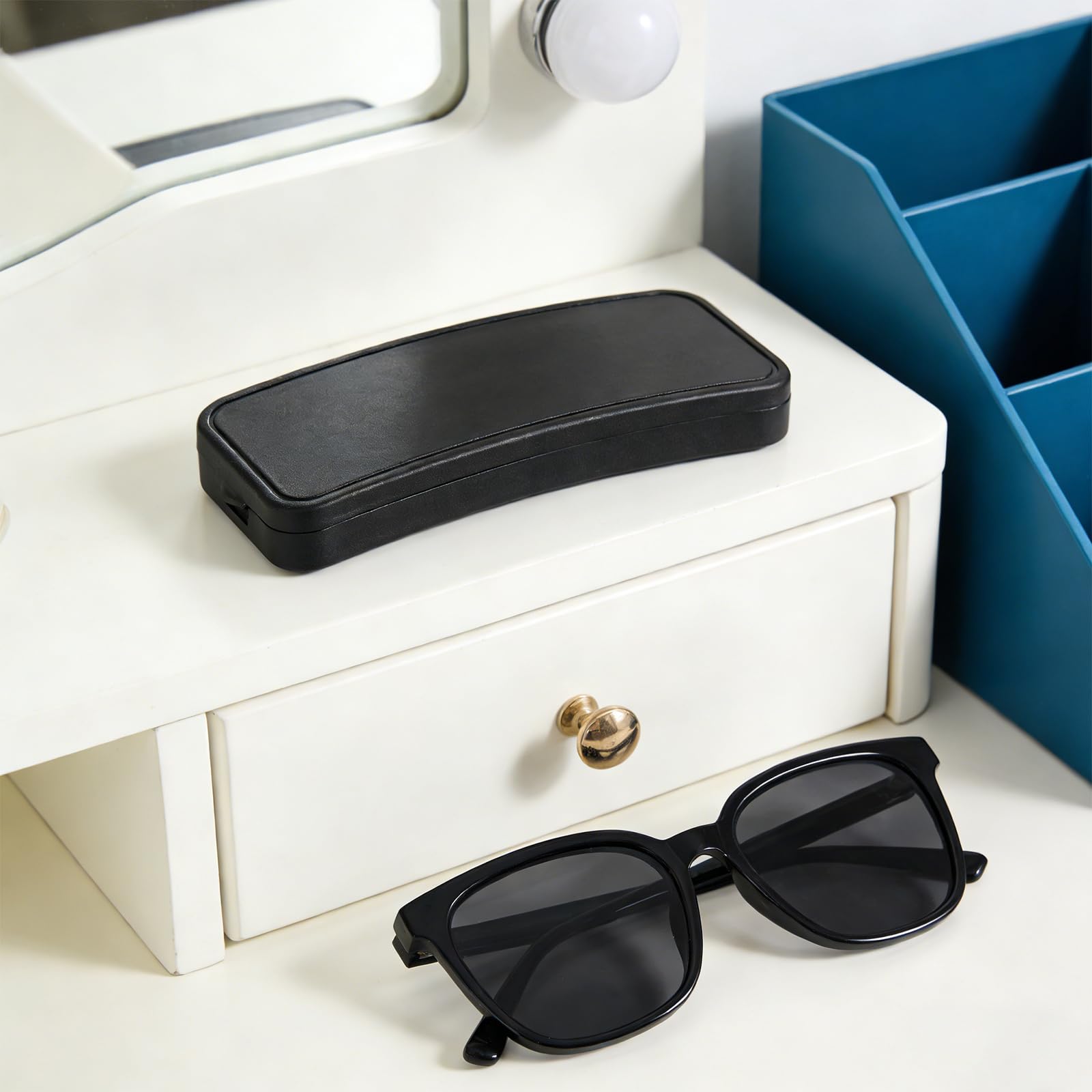 COLLBATH Estuche para Gafas de Sol con Clip, Caja de Almacenamiento de Plástico Negro Mate Tamaño Mediano, Ligero y Resistente para Viaje y Uso Diario, Organizador Portátil para Gafas